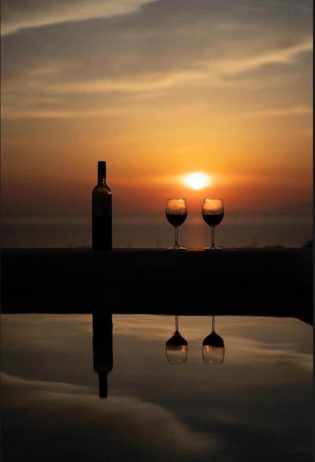 The Lighthouse Sunset View Suites อาโกรตีรี ภายนอก รูปภาพ